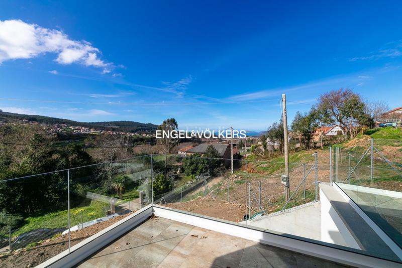 Foto 160e41fc-2d7b-4c35-93d2-0a052cf313bd. Casa amb calefacció aparcament a Gondomar