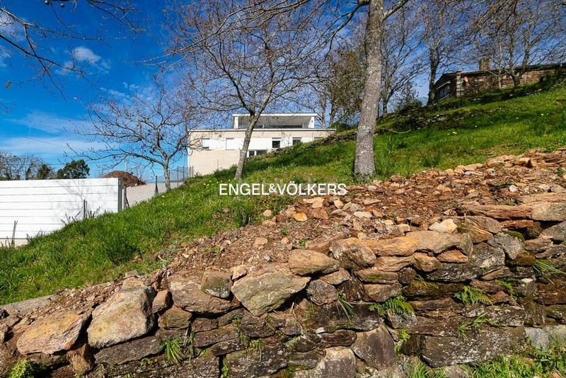 Foto 45c2cb4d-a30c-4275-ba2d-87bbbb8776ac. Casa amb calefacció aparcament a Gondomar