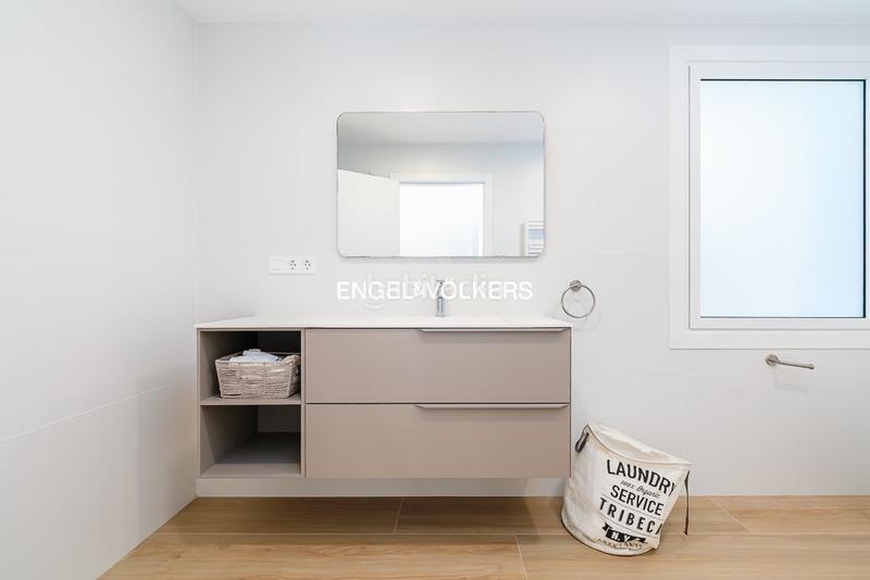 Foto c8a48fb6-e68d-4bba-aa32-d79e8ece1720. Casa amb calefacció aparcament a Gondomar