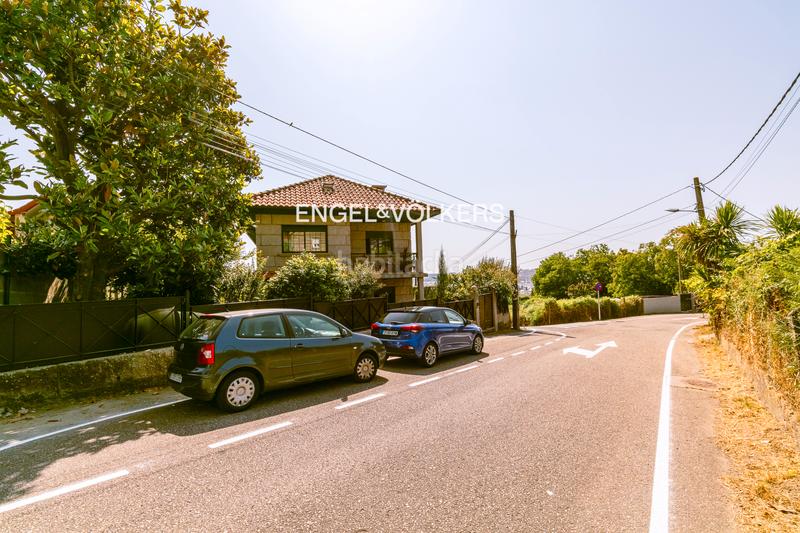Foto b88af7fb-cf4b-4cd8-8f95-c73aa87e1029. Maison avec chauffage parking dans Sardoma - Castrelos Vigo