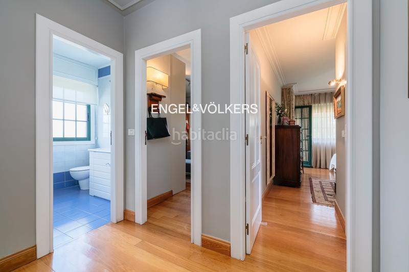 Foto f1c1fd93-25df-418e-9219-bcbac84ad231. Maison avec chauffage parking dans Sardoma - Castrelos Vigo