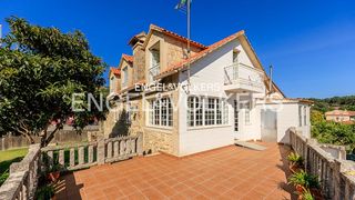 Casa en Guarda (A). Bonita casa en a guardia, con vistas al r�o mi�o.