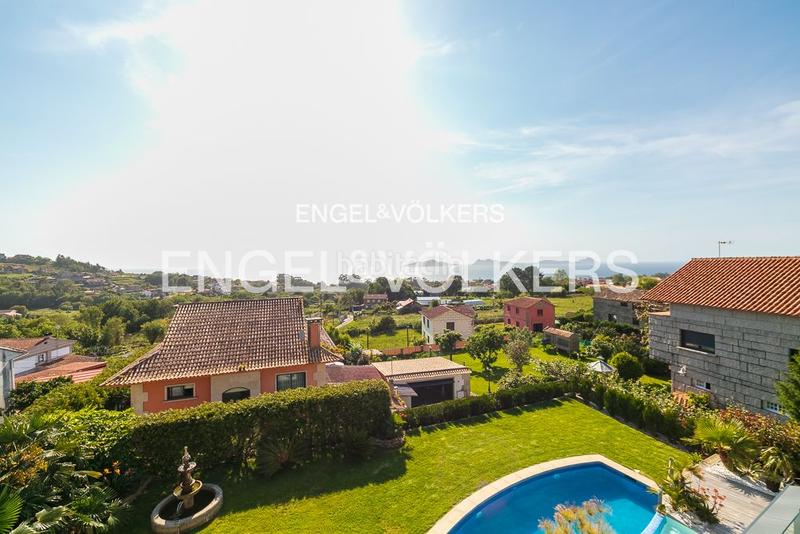 Foto 7cb6a655-412b-4a42-ae37-307fa7c7f2d2. Casa amb calefacció aparcament piscina a Coruxo - Oia - Saiáns Vigo