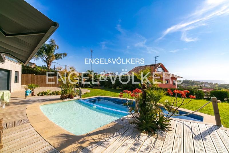 Foto e214100e-834f-43ae-ae75-34a833335317. Casa amb calefacció aparcament piscina a Coruxo - Oia - Saiáns Vigo