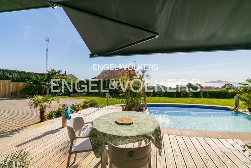 Foto edab3346-b4d8-4aa2-ab09-0860f39482b1. Casa amb calefacció aparcament piscina a Coruxo - Oia - Saiáns Vigo