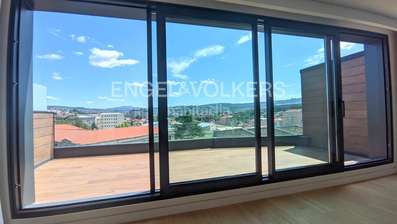 Foto 198e91fe-6e05-4141-a521-587e1824312f. Attico con riscaldamento parcheggio in As Travesas - Balaidos Vigo