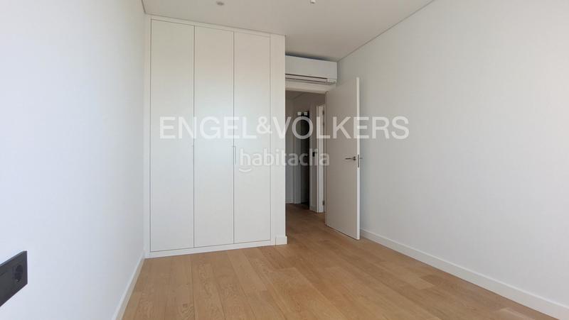 Foto eff52202-eadf-417e-9800-c5f041aa37c4. Attico con riscaldamento parcheggio in As Travesas - Balaidos Vigo