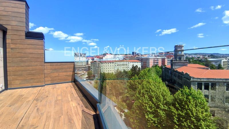 Foto fcfa30b4-c3f2-4da1-86db-7e69aa3b0ad5. Attico con riscaldamento parcheggio in As Travesas - Balaidos Vigo