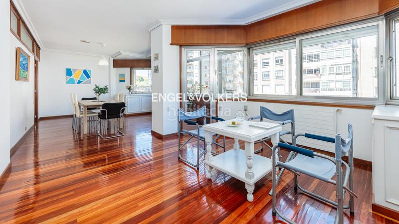 Foto 0168883a-8090-4cea-af1b-247e386c1014. Appartement mit heizung pool in Plaza España - Corte Inglés Vigo