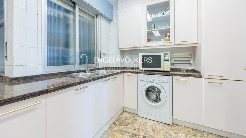 Foto 6c50aeca-bf7d-4a48-8bcf-058ab88dd5eb. Appartement mit heizung pool in Plaza España - Corte Inglés Vigo