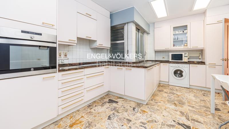 Foto 7c14dde9-8297-48b2-bbd4-dace8f3b6631. Appartement mit heizung pool in Plaza España - Corte Inglés Vigo