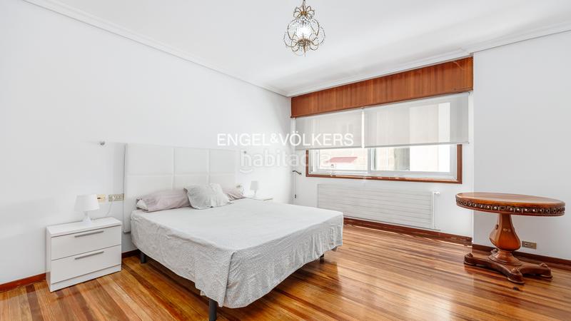 Foto 936f07a7-a609-45a4-a662-1c0bce95a054. Appartement mit heizung pool in Plaza España - Corte Inglés Vigo