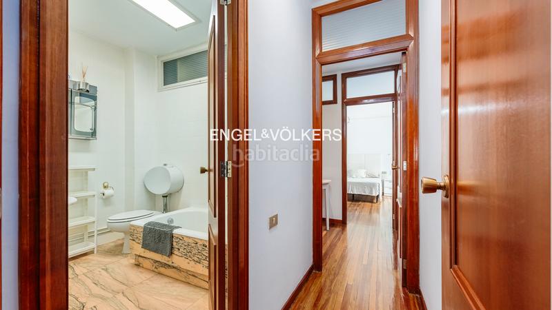 Foto bc3075d0-d4bf-4ef2-ad73-17e637b6c2f4. Appartement mit heizung pool in Plaza España - Corte Inglés Vigo