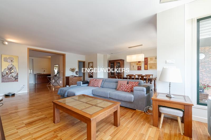 Foto 425183f1-34e3-4502-a857-da808a9dd027. Appartement avec chauffage parking dans O Castro Vigo