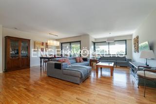 Apartament a O Castro. Precioso piso en gran vía