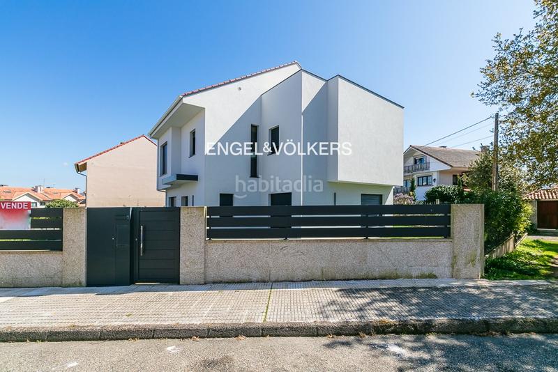 Foto 0848d3ce-5abb-4e4b-b81e-f3b45747ccd5. Casa vivienda unifamiliar en puente romano en Baiona