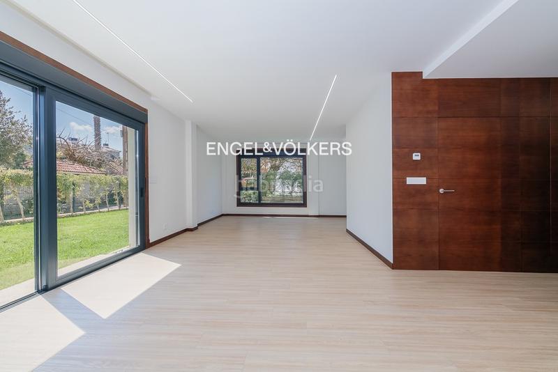 Foto 690568b6-b385-416a-8603-f8e6fd66dd46. Casa vivienda unifamiliar en puente romano en Baiona