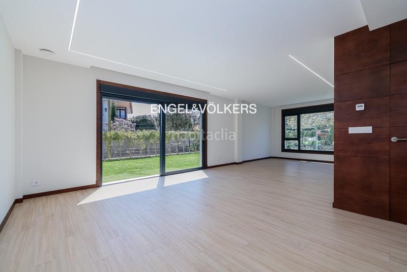 Foto 6f3fb515-3b61-4ac7-86b1-0a6940ab3c74. Casa vivienda unifamiliar en puente romano en Baiona