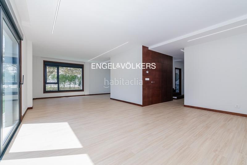 Foto 792b6789-755d-4e0f-9e68-b56f2340eff5. Casa vivienda unifamiliar en puente romano en Baiona