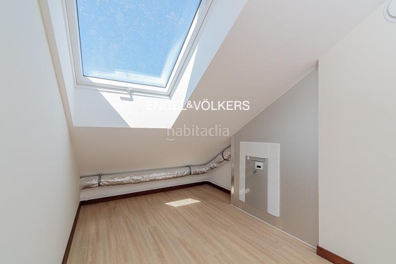 Foto abf8240d-426a-4f1a-9995-5e5d2e6b4310. Casa vivienda unifamiliar en puente romano en Baiona