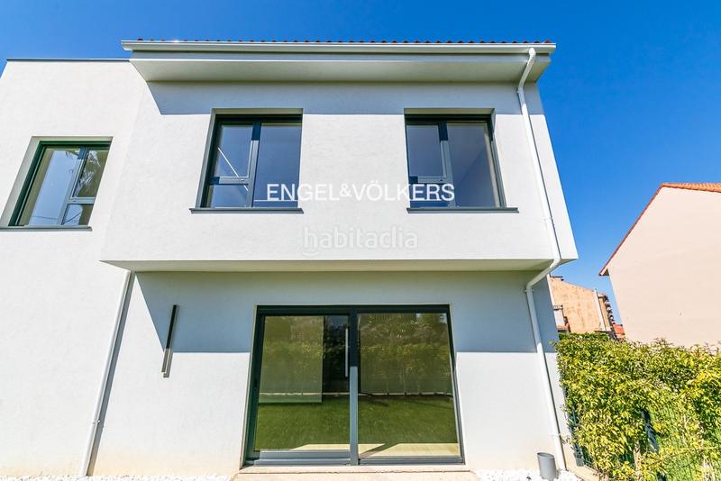 Foto f6b7a197-7079-49c0-b179-5b3f966948d1. Casa vivienda unifamiliar en puente romano en Baiona