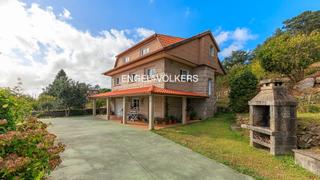 Haus in Gondomar. Casa unifamiliar con encanto en gondomar.