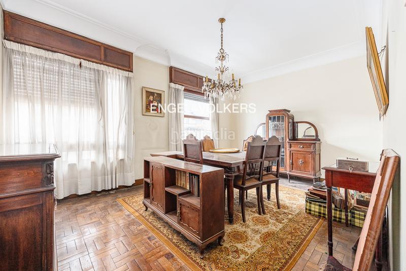 Foto b9ca3881-b06f-4c0b-b9fb-b14f87d6c046. Apartament amb calefacció a Centro - Areal Vigo