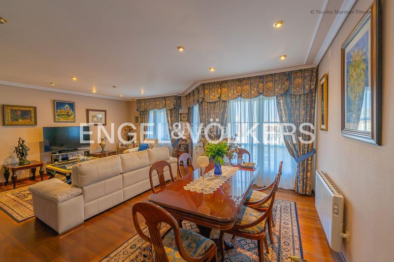 Foto 95c3fbe2-5195-447a-bee2-77e463242464. Maison avec chauffage parking dans Coia Vigo