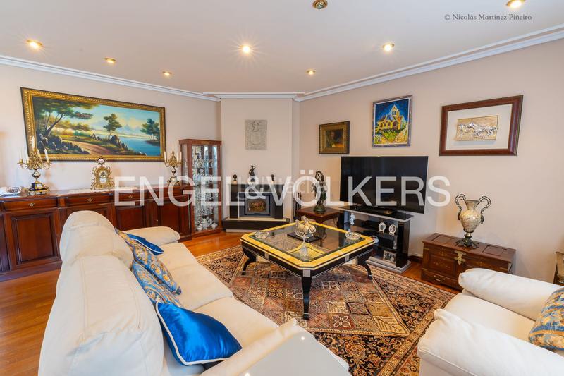 Foto e60f6ecf-3ec1-46ca-bc9d-369d457a10b2. Maison avec chauffage parking dans Coia Vigo