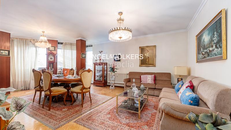 Foto 176d2947-87bf-4cf6-82cb-00bdd556b87f. Apartamento taboada leal 4 dormitorios en Plaza España - Corte Inglés Vigo