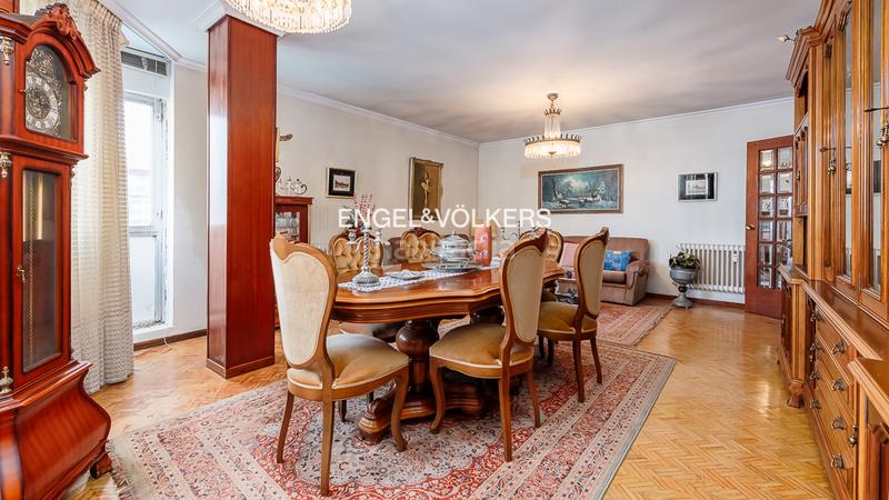 Foto 18379851-77ed-4930-a8e4-ff1f9fc912bc. Apartamento taboada leal 4 dormitorios en Plaza España - Corte Inglés Vigo