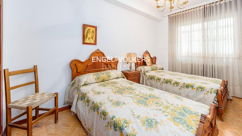 Foto 2342a698-b7ee-4b15-8c68-0873aba5aa2b. Apartamento taboada leal 4 dormitorios en Plaza España - Corte Inglés Vigo