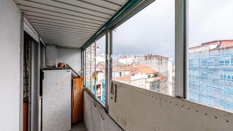 Foto 9acc4f2e-a051-4f80-9e6f-b8d85876fc08. Apartamento taboada leal 4 dormitorios en Plaza España - Corte Inglés Vigo