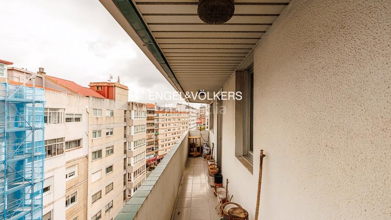 Foto a92bfc90-3bb6-4d7a-b1be-db34cdfd556a. Apartamento taboada leal 4 dormitorios en Plaza España - Corte Inglés Vigo