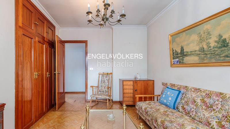 Foto ad55a731-223c-4bda-809b-fce02940a090. Apartamento taboada leal 4 dormitorios en Plaza España - Corte Inglés Vigo