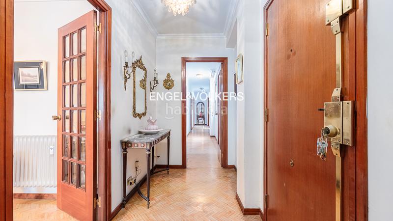 Foto e2a450ed-543b-4c3d-aa49-5eac76d4f784. Apartamento taboada leal 4 dormitorios en Plaza España - Corte Inglés Vigo