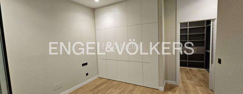 Foto 2b1d17cb-d472-438a-90c1-a120b22ca24e. Pis amb calefacció aparcament a Centro - Areal Vigo