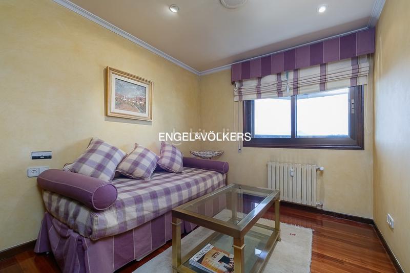 Foto 4b8c815c-20e6-493e-9502-5532233c6604. Dachwohnung mit heizung parking pool in Centro - Areal Vigo