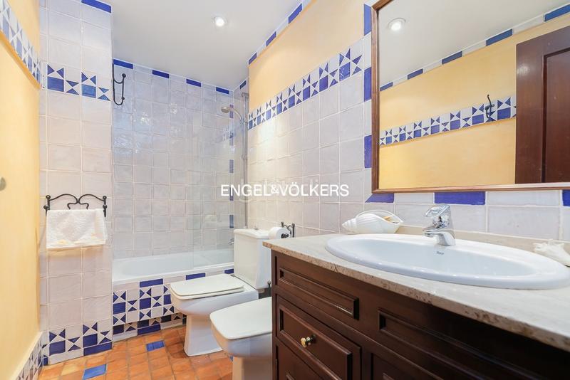 Foto 844e13bc-ce1b-4a28-8c0a-68630ea552d2. Dachwohnung mit heizung parking pool in Centro - Areal Vigo