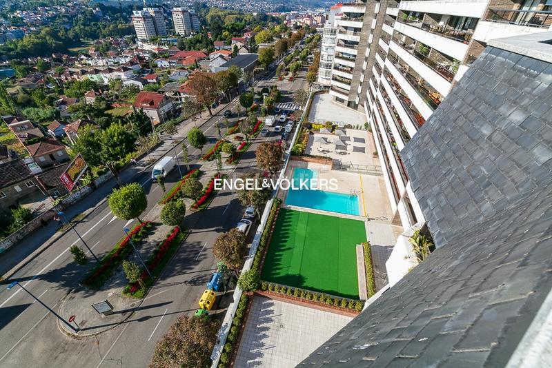 Foto bf9f257d-5668-4ce3-a8ca-d511e1a140df. Dachwohnung mit heizung parking pool in Centro - Areal Vigo