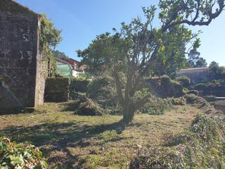 Casa  Camino bragadela. Parcela con vivienda para restaurar en mougas