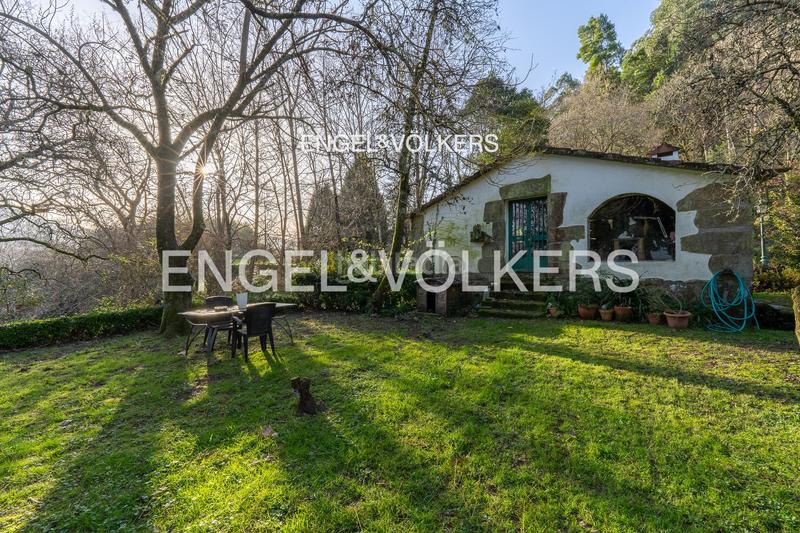 Foto 00ec022a-6098-461e-a08c-a58beda3889c. Casa amb calefacció aparcament piscina a Gondomar