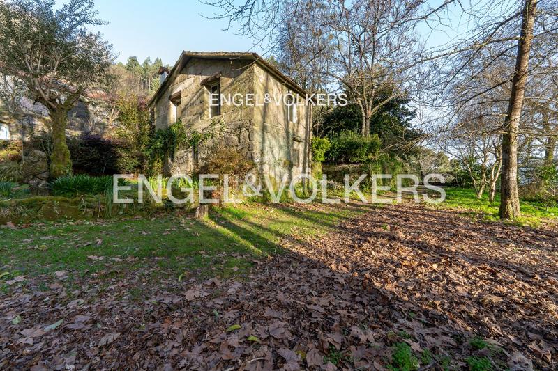 Foto 091692a9-fb7c-4749-ad6f-2e19c611ca2e. Casa amb calefacció aparcament piscina a Gondomar