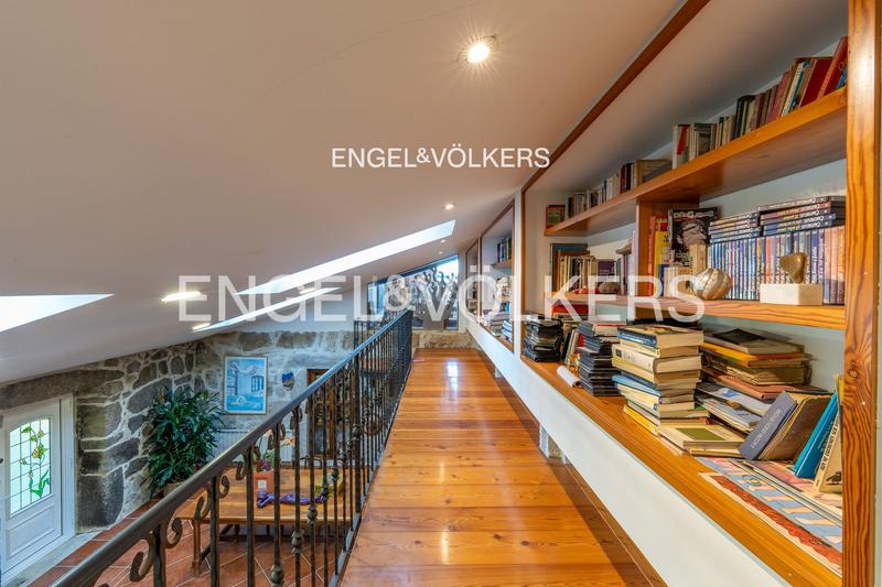 Foto 103837b1-4930-410a-aec7-200e356f608d. Casa amb calefacció aparcament piscina a Gondomar