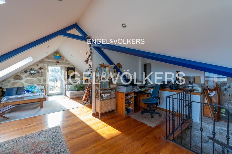 Foto 38303671-7a20-4672-901f-e77b8e8c099c. Casa amb calefacció aparcament piscina a Gondomar