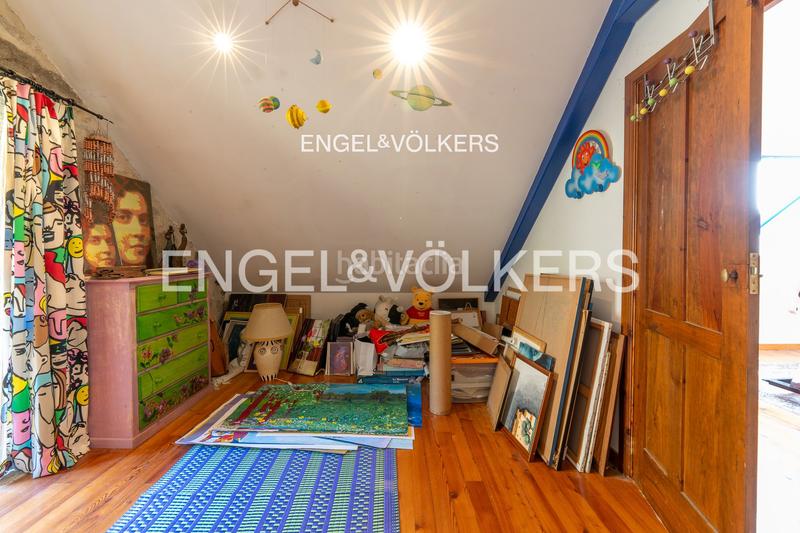 Foto 5d9e338f-9bb9-4ca9-b5b6-bf1abe32ae51. Casa amb calefacció aparcament piscina a Gondomar