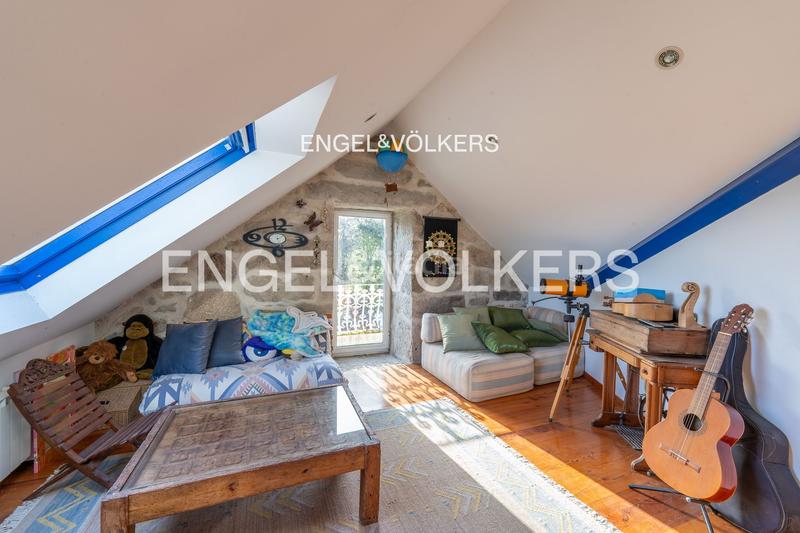 Foto 945c2be1-61fc-4ccc-b052-008ddee2c8b5. Casa amb calefacció aparcament piscina a Gondomar