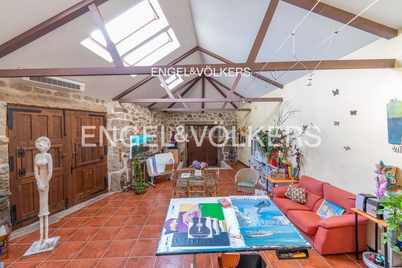 Foto c5c49a0c-3f91-437b-a17b-4bd85cd97848. Casa amb calefacció aparcament piscina a Gondomar