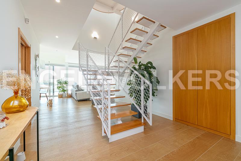 Foto 282cda60-acbc-4133-b932-99316982cc64. Casa moderno chalet con espectaculares vistas en Vigo