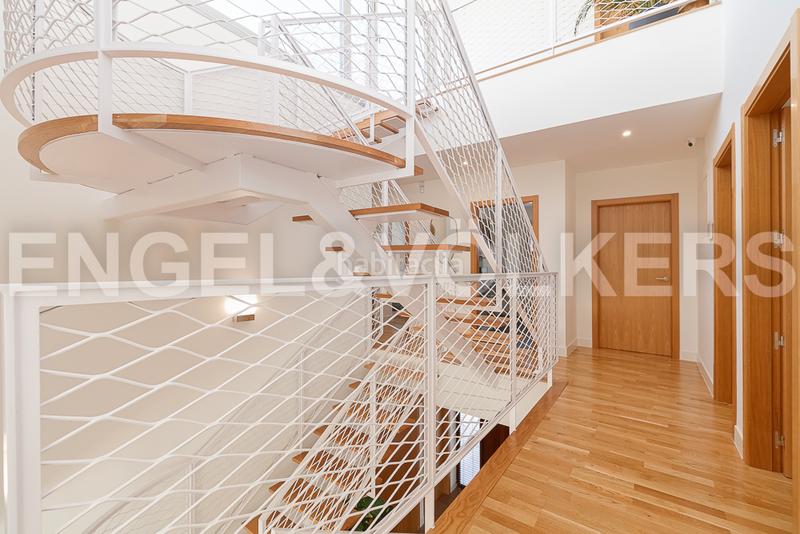 Foto 8aac5ed0-8806-40b9-b0d4-20a91be006f1. Casa moderno chalet con espectaculares vistas en Vigo